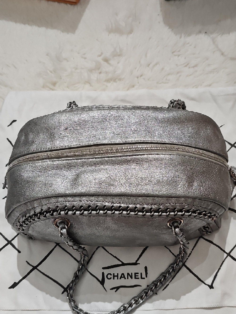 CHANEL Silver Bowling Bag Leather Chain-Handle Shoulder Bag - Picture 6 of 16